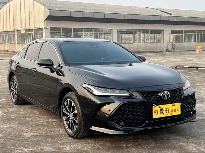 Фото 3 - Toyota Avalon