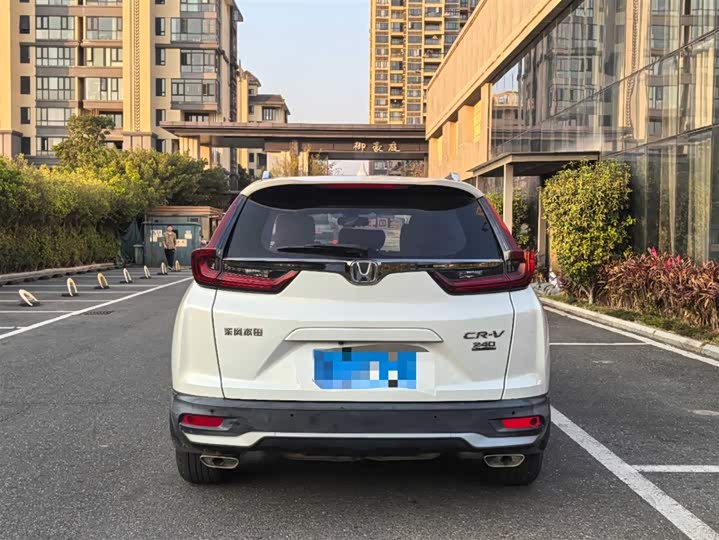 Фото 8 - Honda CR-V