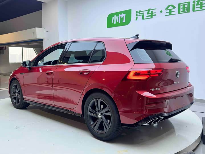 Фото 4 - Volkswagen Golf