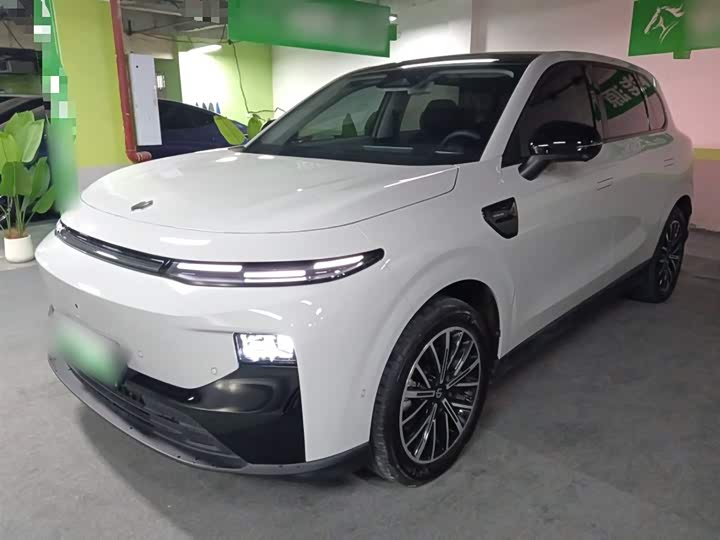 Фото 2 - Leapmotor B10