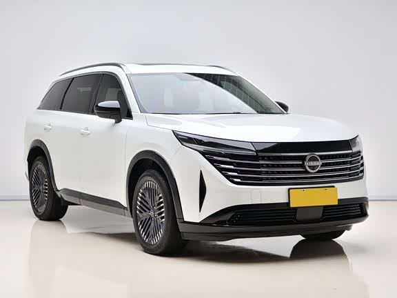 Фото 3 - Nissan Pathfinder