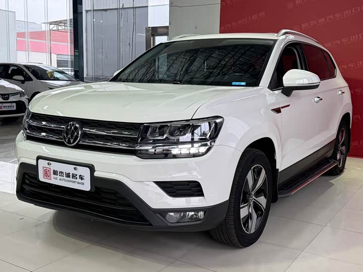 Фото 3 - Volkswagen Tharu