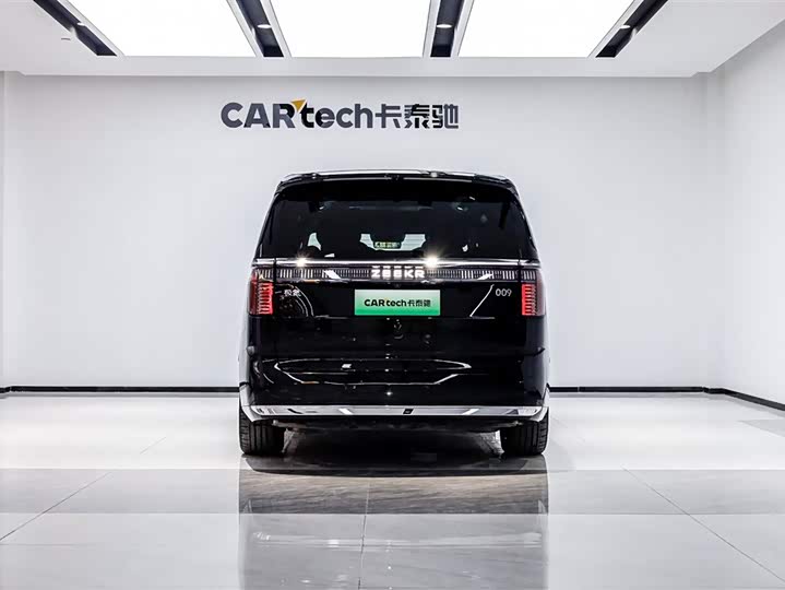 Фото 5 - Zeekr 009