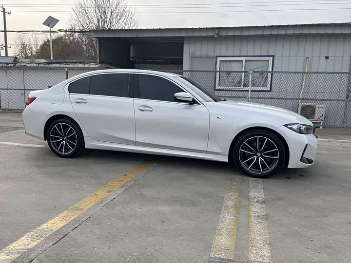 Фото 3 - BMW 3 Series