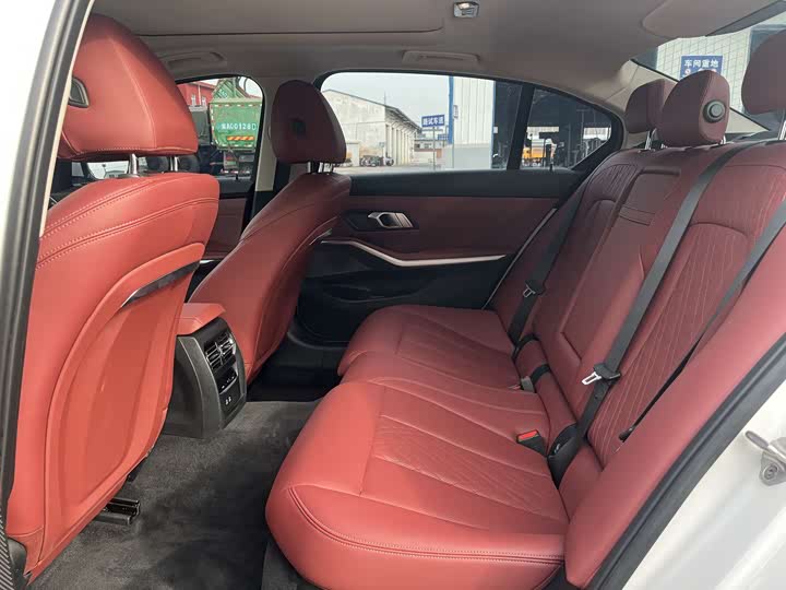 Фото 9 - BMW 3 Series