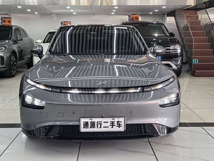 Фото 2 - XPeng P7