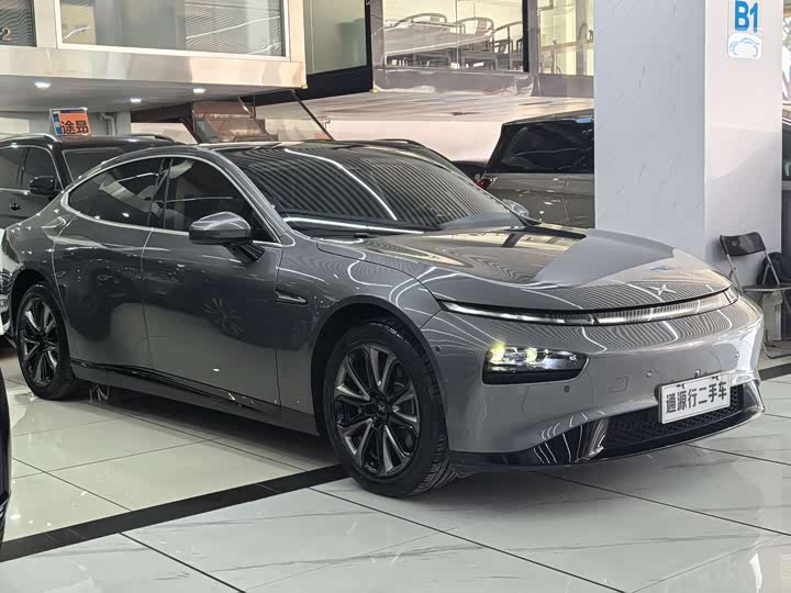 Фото 3 - XPeng P7