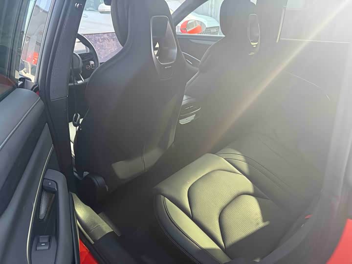 Фото 6 - Xiaomi SU7