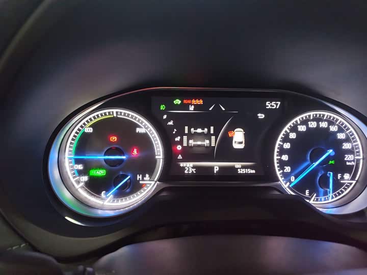 Фото 4 - Toyota Harrier