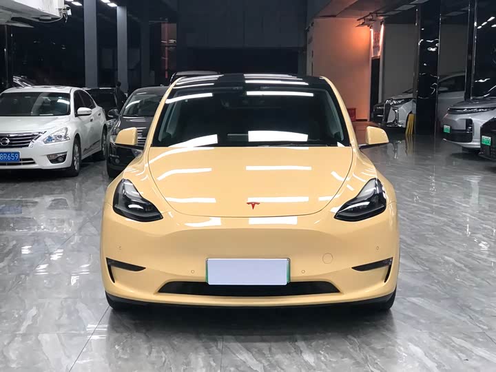 Фото 2 - Tesla Model Y