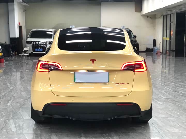 Фото 5 - Tesla Model Y