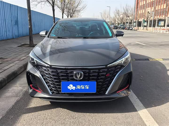 Фото 2 - Changan Eado Plus