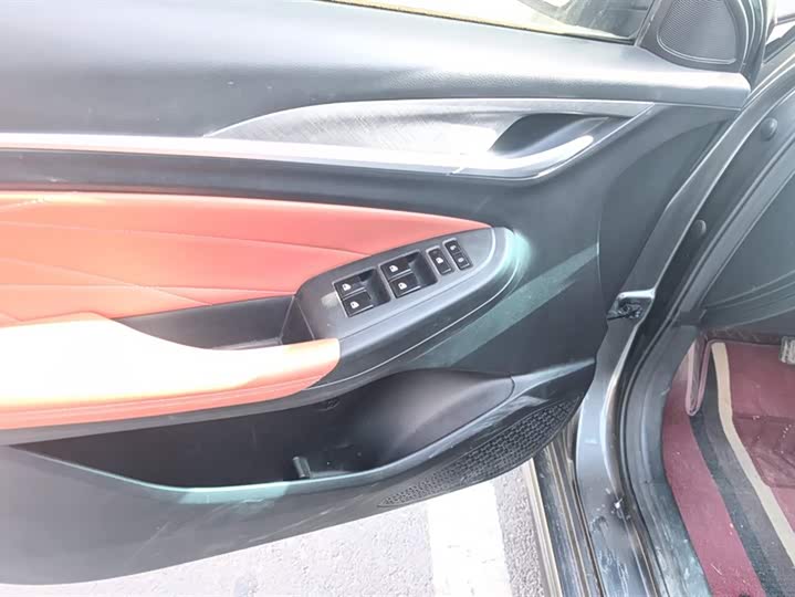 Фото 7 - Changan Eado Plus