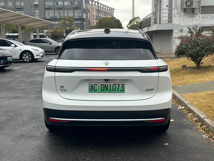 Фото 4 - Nio ES6