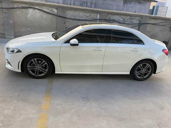 Фото 6 - Mercedes-Benz A-Class