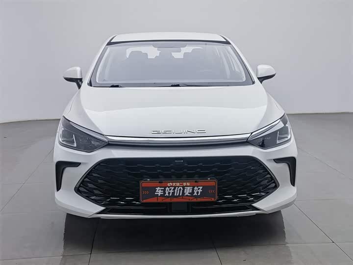 Фото 3 - Beijing U5 Plus