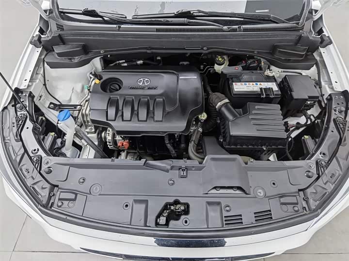 Фото 6 - Beijing U5 Plus