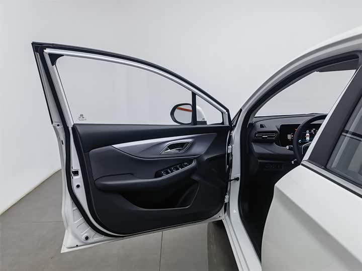 Фото 8 - Beijing U5 Plus