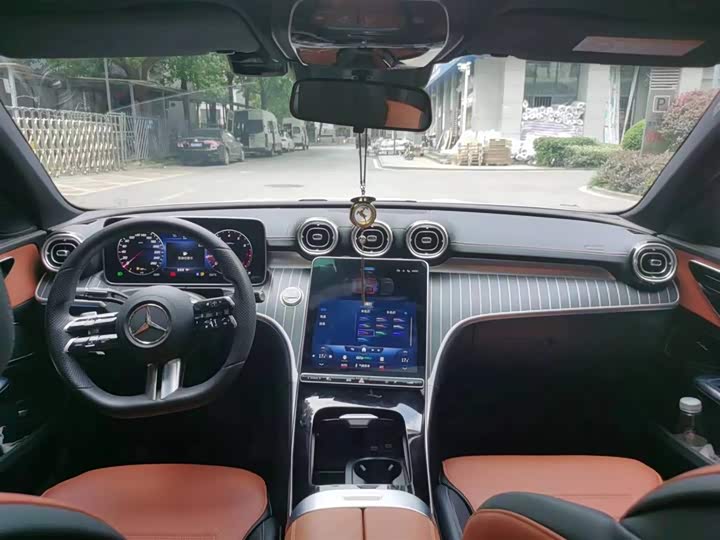 Фото 6 - Mercedes-Benz C-Class