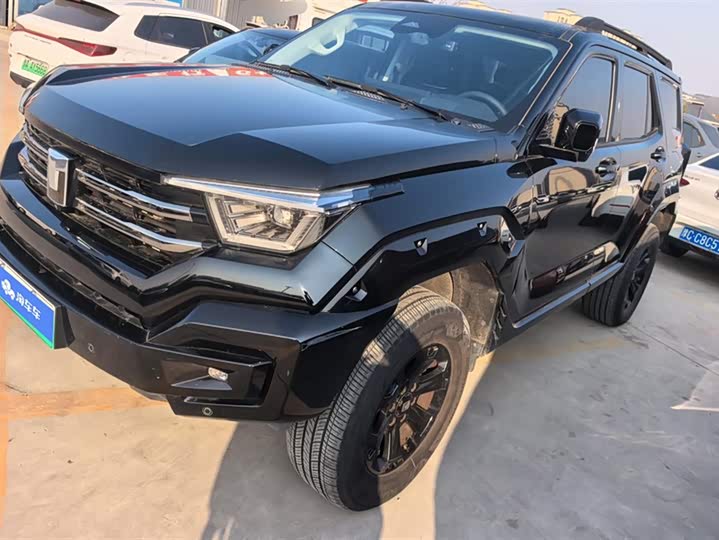 Фото 1 - Tank 400 Hybrid