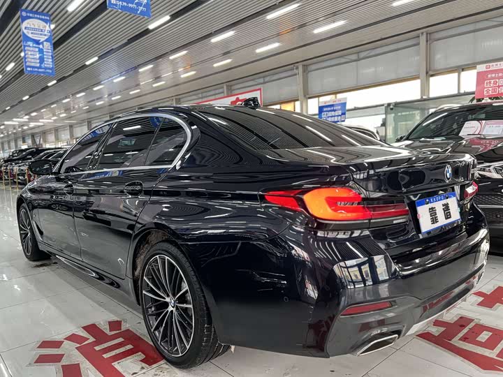 Фото 9 - BMW 5 Series