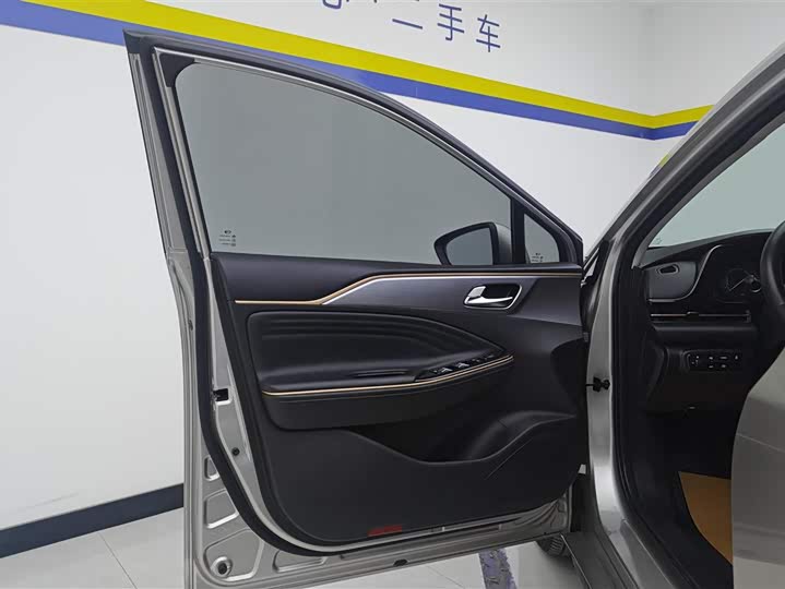Фото 7 - GAC Aion S