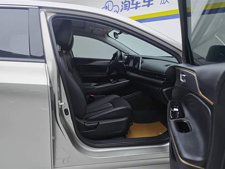 Фото 8 - GAC Aion S