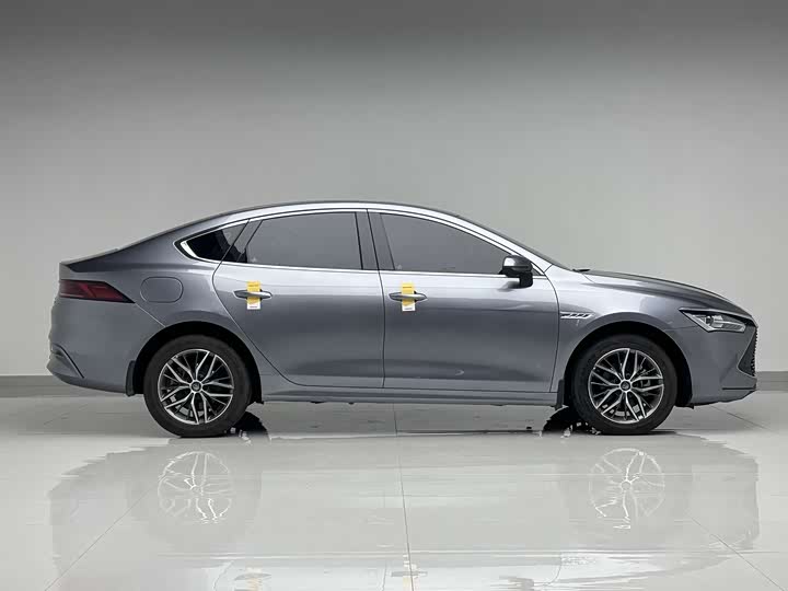 Фото 3 - BYD Qin Plus