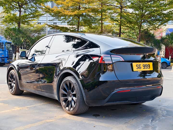 Фото 7 - Tesla Model Y