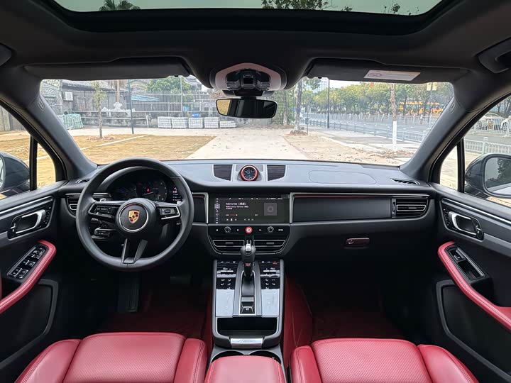 Фото 8 - Porsche Macan