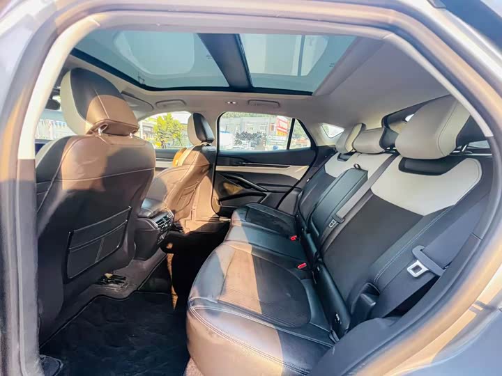 Фото 8 - Ford Mondeo Sport (Evos)