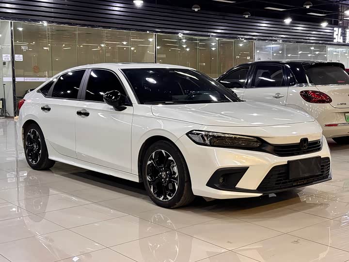 Фото 3 - Honda Civic