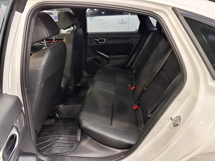 Фото 6 - Honda Civic