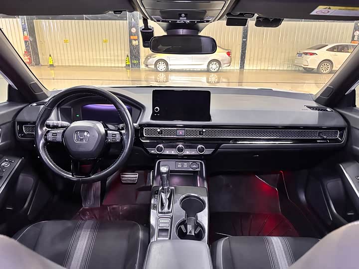 Фото 7 - Honda Civic