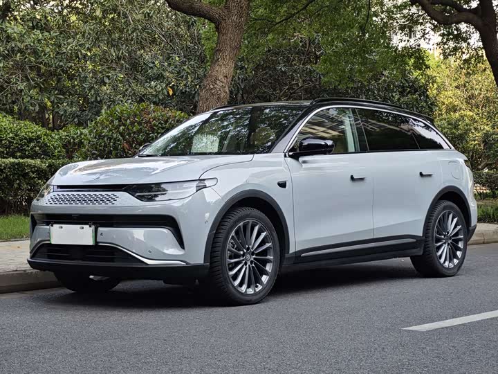 Фото 1 - Leapmotor C11