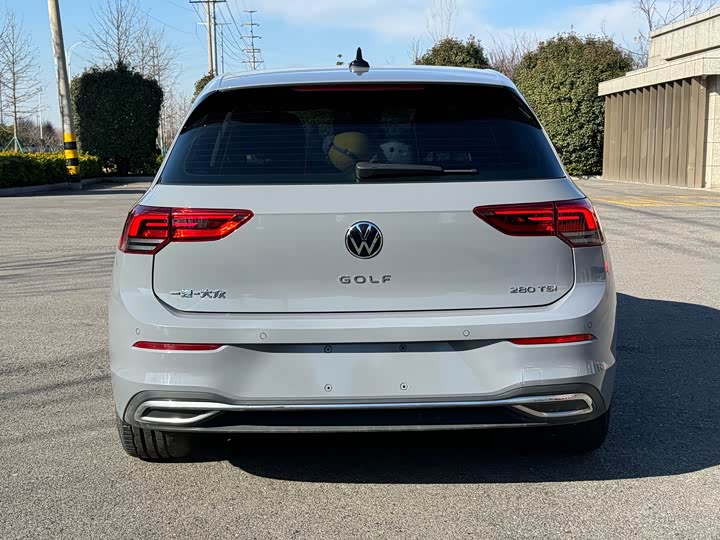 Фото 5 - Volkswagen Golf