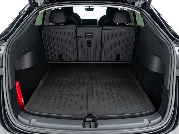 Фото 5 - Tesla Model Y