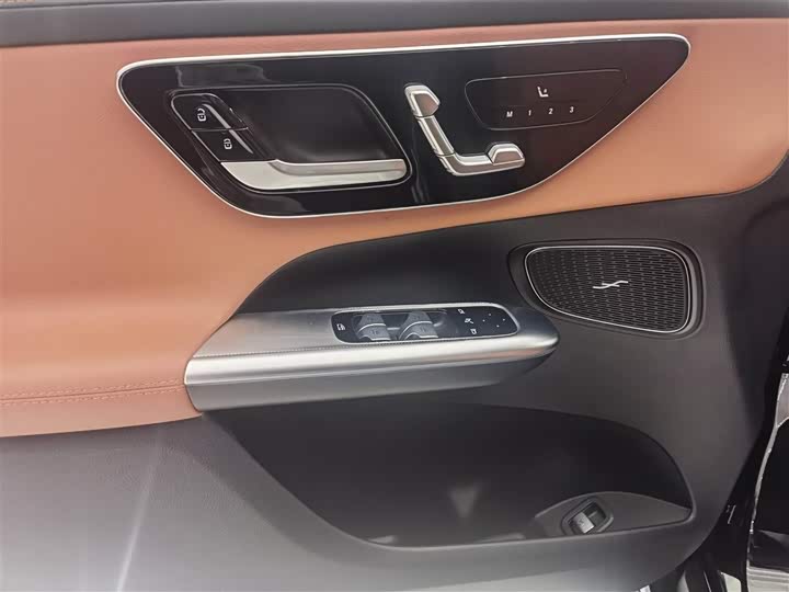 Фото 6 - Mercedes-Benz GLC-Class