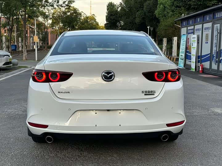 Фото 8 - Mazda 3 (Axela)