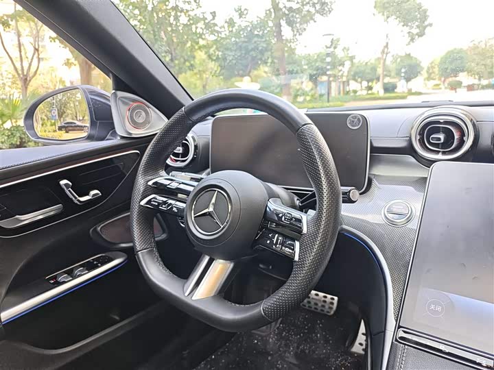 Фото 9 - Mercedes-Benz C-Class