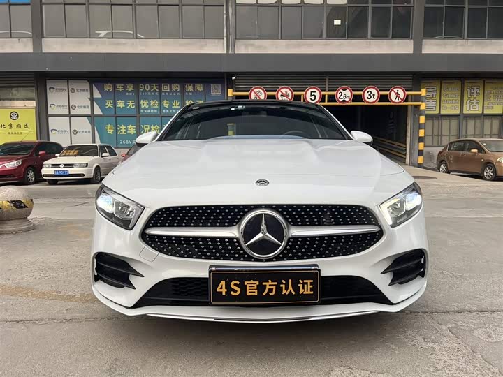 Фото 2 - Mercedes-Benz A-Class