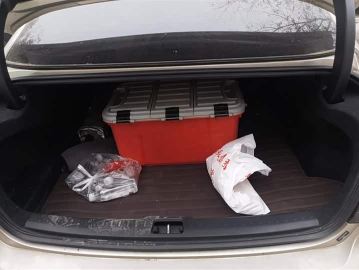 Фото 4 - Volvo S60