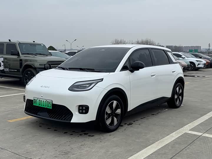 Фото 1 - GAC Aion UT
