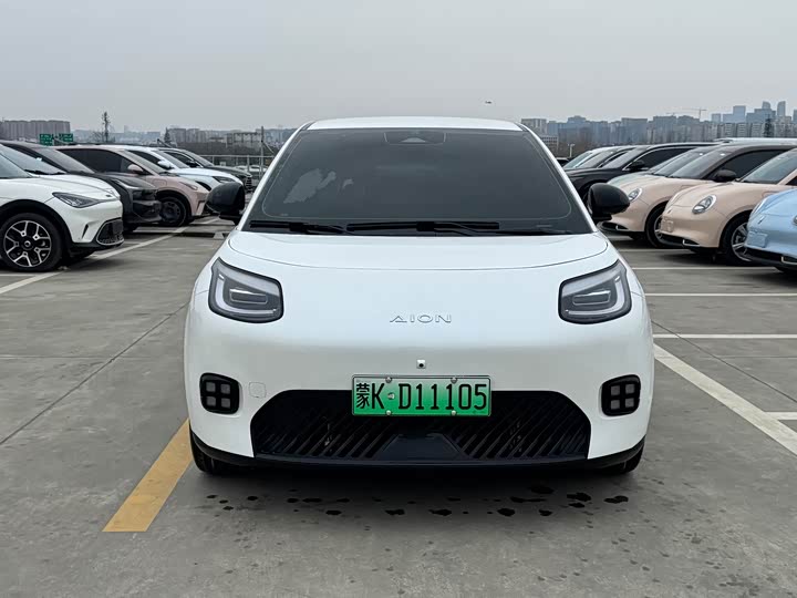 Фото 2 - GAC Aion UT