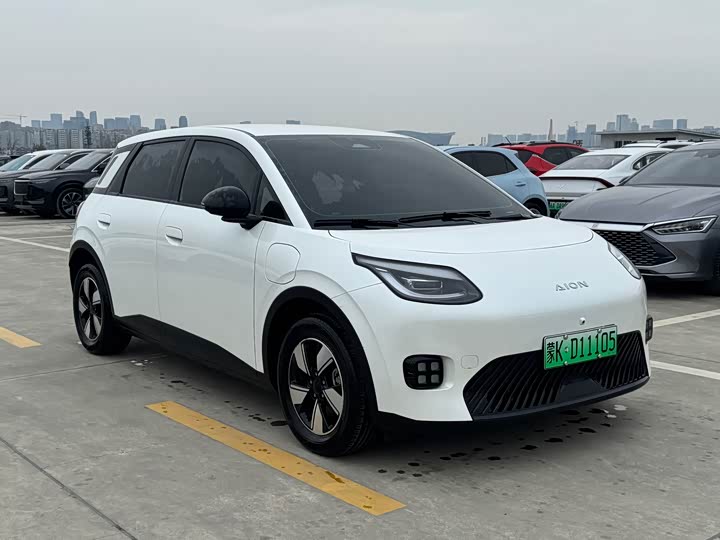 Фото 3 - GAC Aion UT