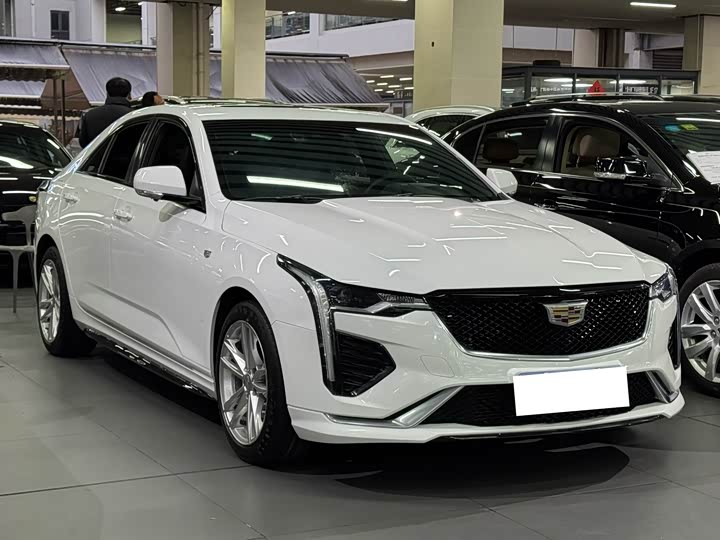 Фото 3 - Cadillac CT4