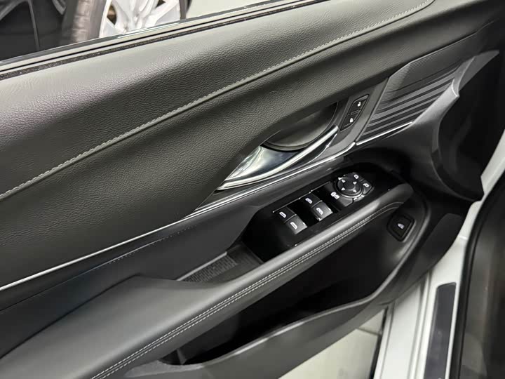 Фото 5 - Cadillac CT4