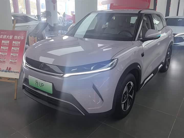 Фото 1 - BYD Yuan Up