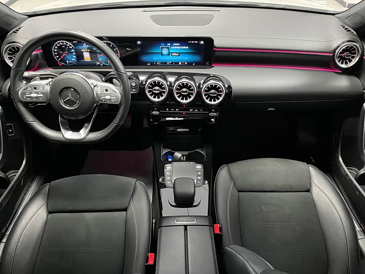 Фото 4 - Mercedes-Benz A-Class