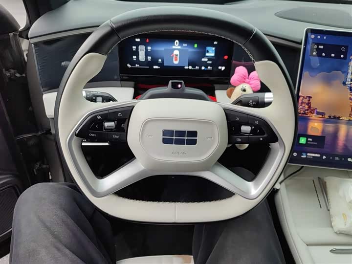 Фото 3 - Geely Galaxy L7